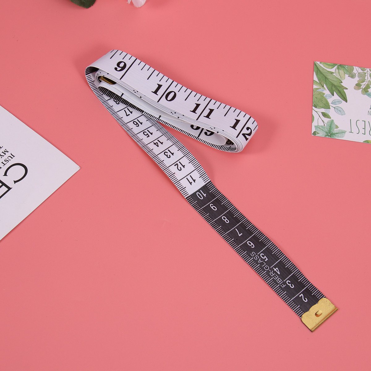 1個入り、高コントラストの縫製用メジャー。150cm×2cm - Tape Measure のレビューと価格